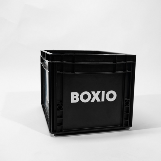 Eurobox mit Bohrlöchern